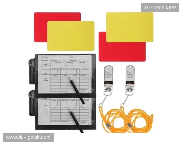全面解析欧冠足球比赛中红黄牌判罚规则及其对赛场攻防节奏影响